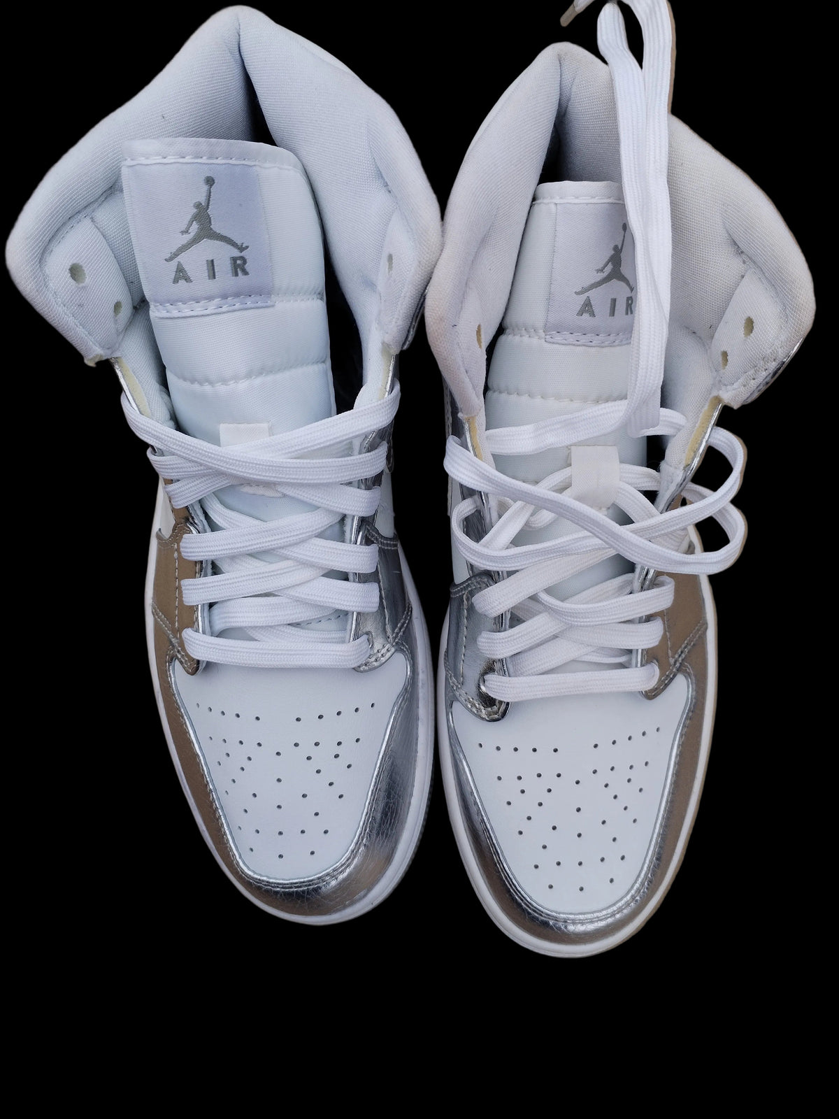 Air Jordan 1 Mid SE Metallic Silver - Detalle