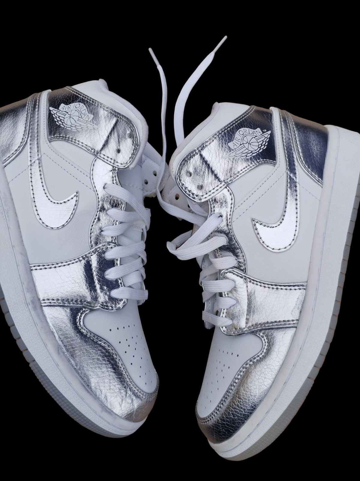 Air Jordan 1 Mid SE Metallic Silver - Superior