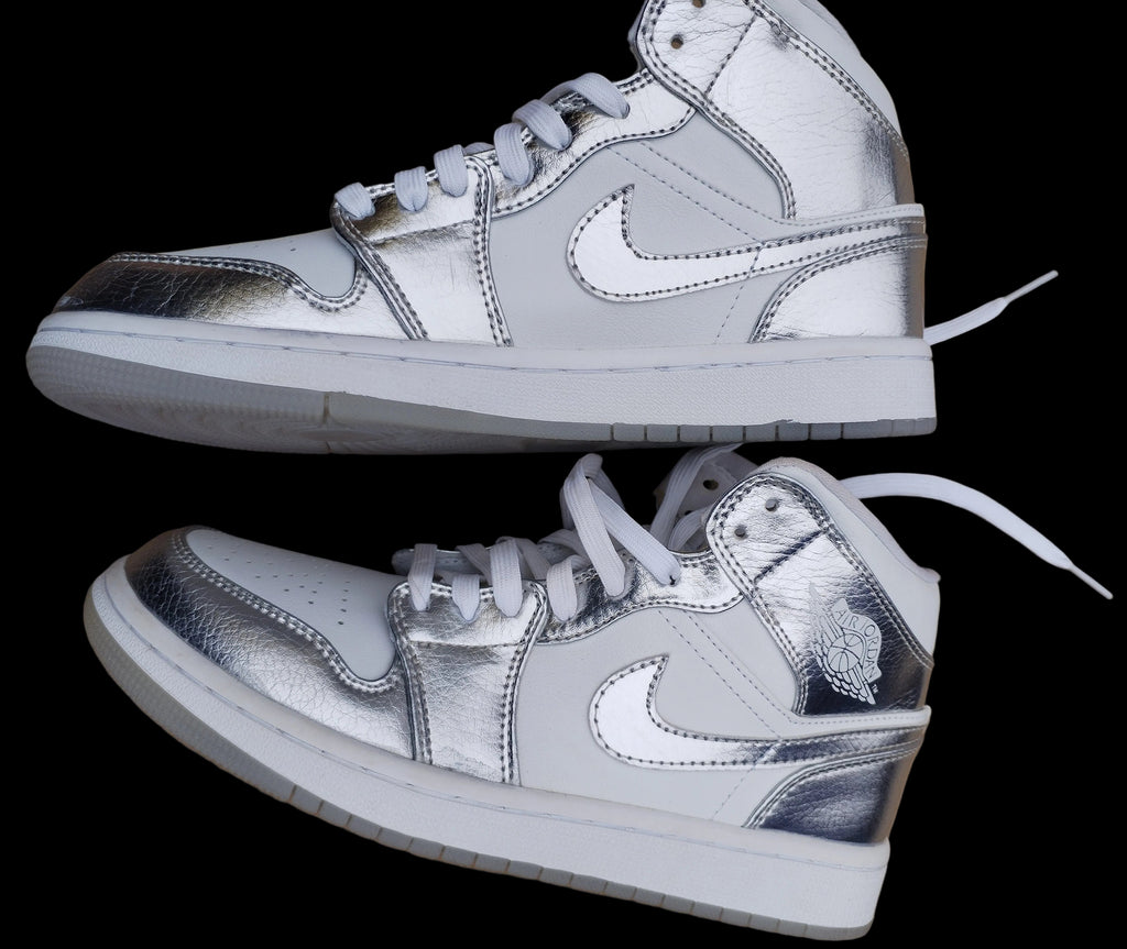 Air Jordan 1 Mid SE Metallic Silver - Lateral