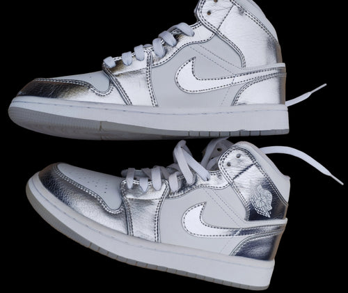 Air Jordan 1 Mid SE Metallic Silver - Lateral