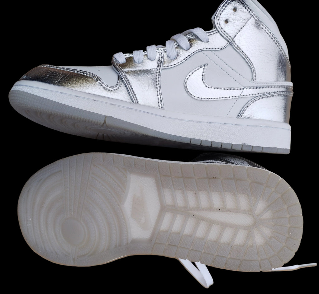 Air Jordan 1 Mid SE Metallic Silver - Par frontal