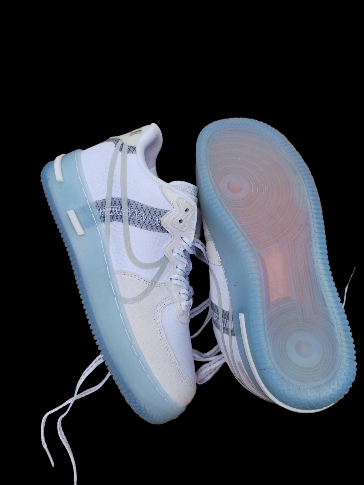 Nike Air Force 1 React White Ice Blue vista lateral superior par