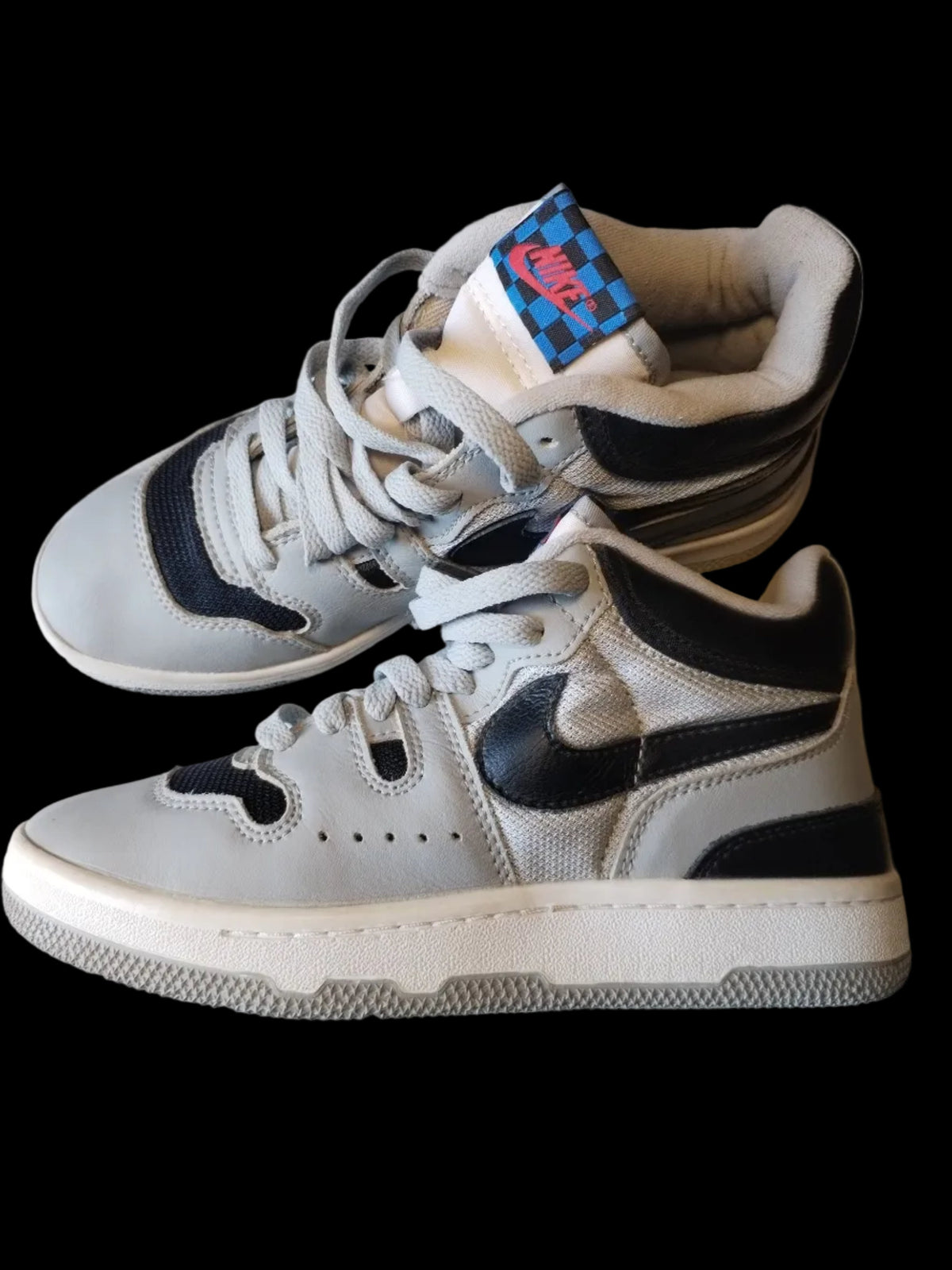 Nike Mac Attack Travis Scott Light Smoke Grey vista lateral exterior par